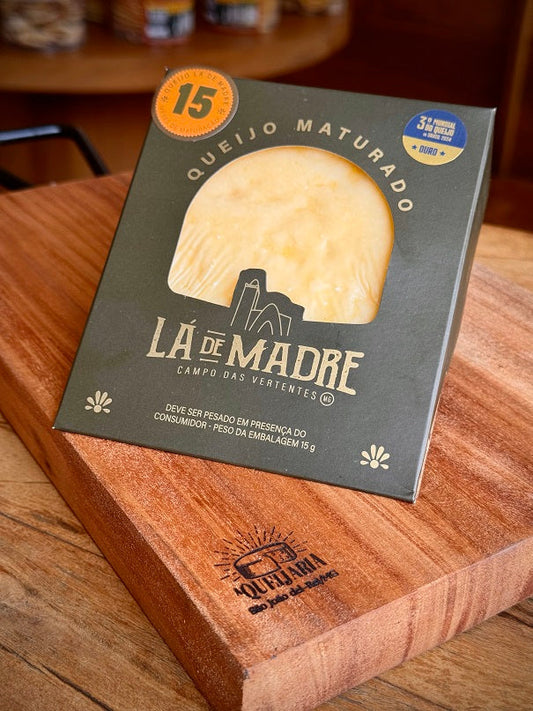 Queijo Lá de Madre 15 Meses de Maturação - Fazenda Santa Mônica